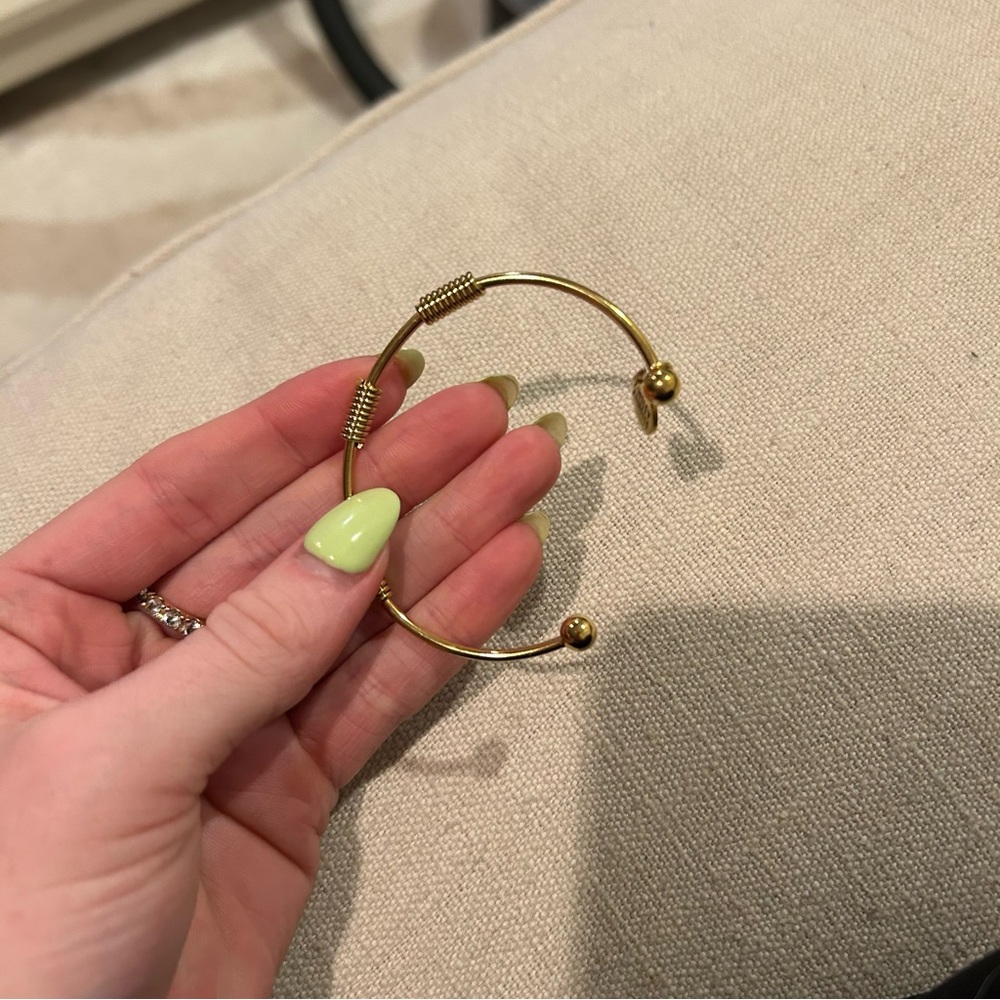 Kinsley Armelle Jessa Bracelet - Picture 8 of 8